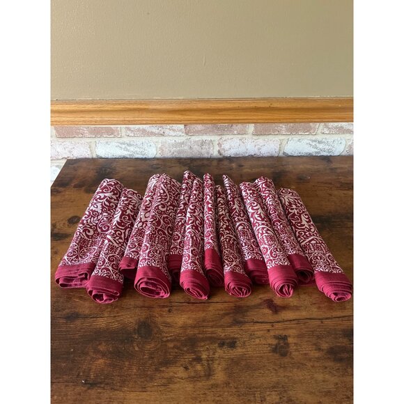 Set Of 12 Red & White Max Studio Home Cloth Napkins With Ornate Design - Picture 1 of 10